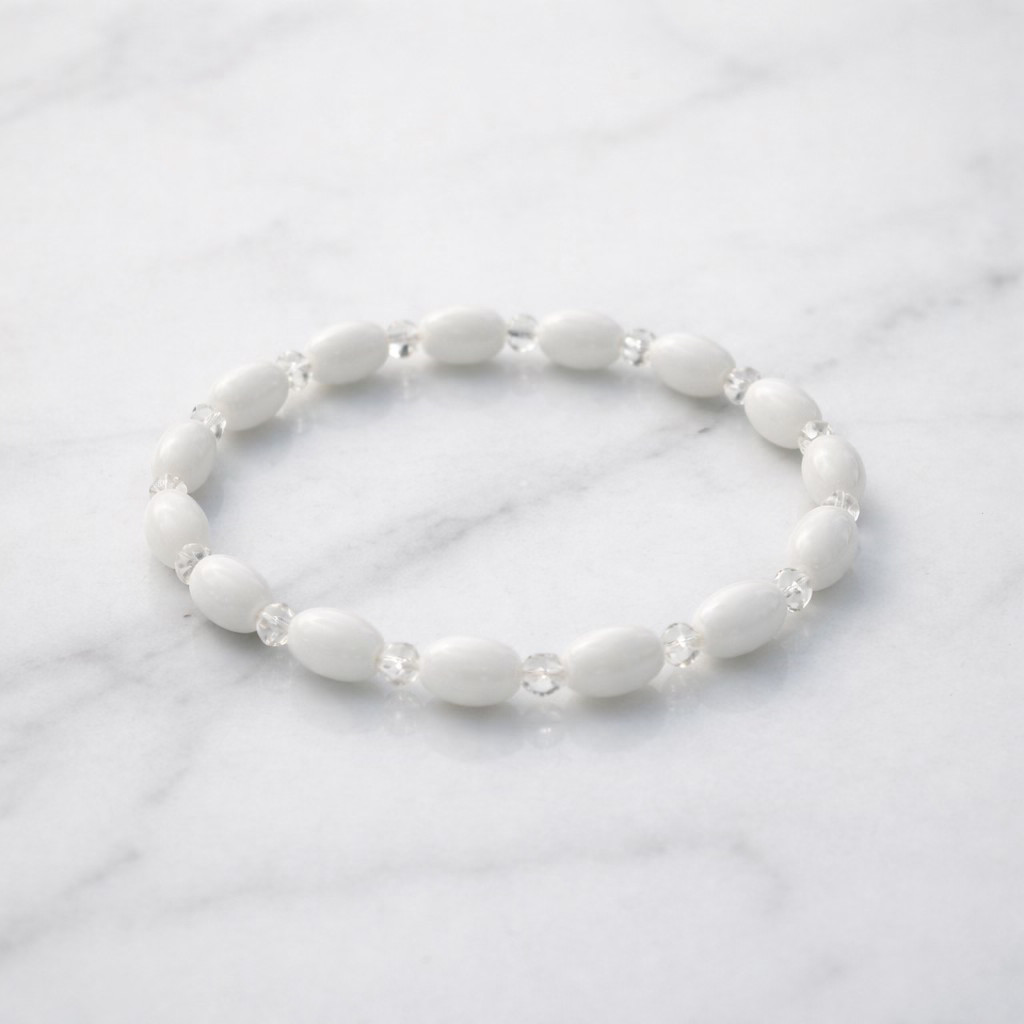 Gelang Putih Attraction